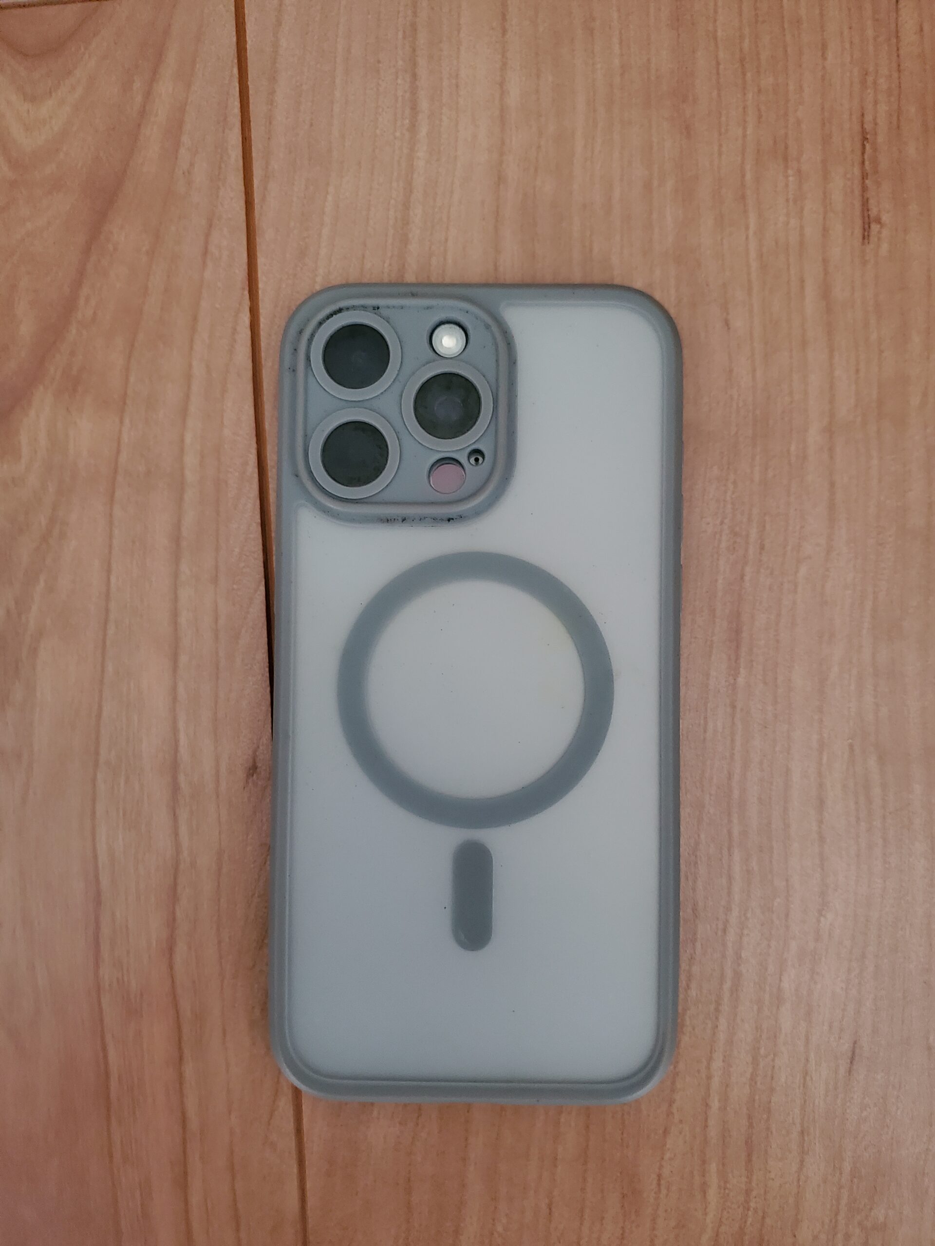Recovered smartphone from an Uber in Osaka
